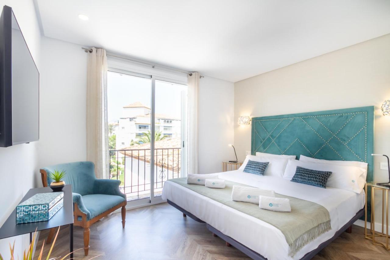 Marbella Banus Suites - Lily Playas Del Duque Banus Beach Apartment Buitenkant foto